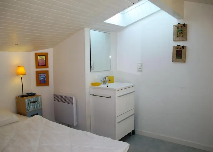 Horizon-2 By Interhome *